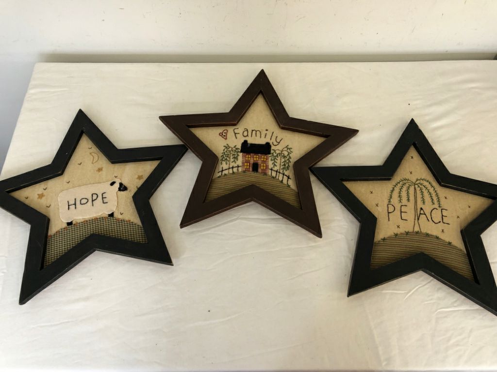 3 PRIMITIVE WOOD/FABRIC STAR WALL HANGING.