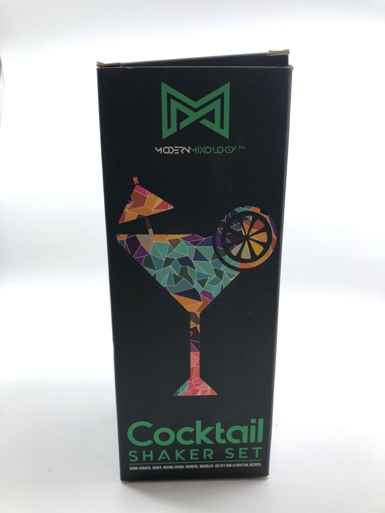 NIB MODERN MIXOLOGY COCKTAIL SHAKER SET.