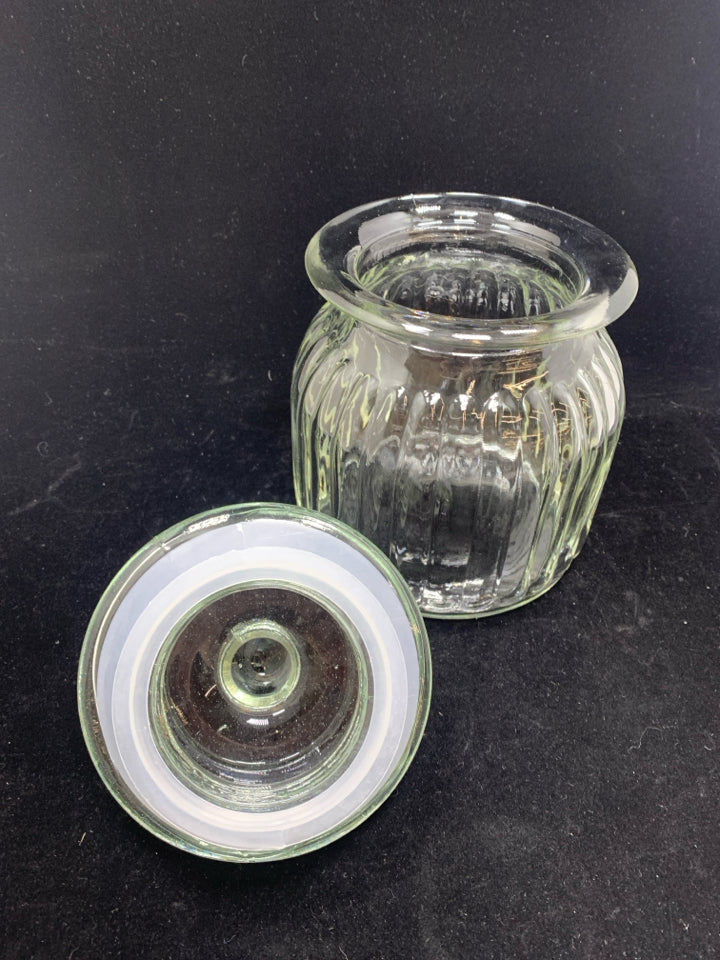 RIBBED GLASS JAR W/LID.