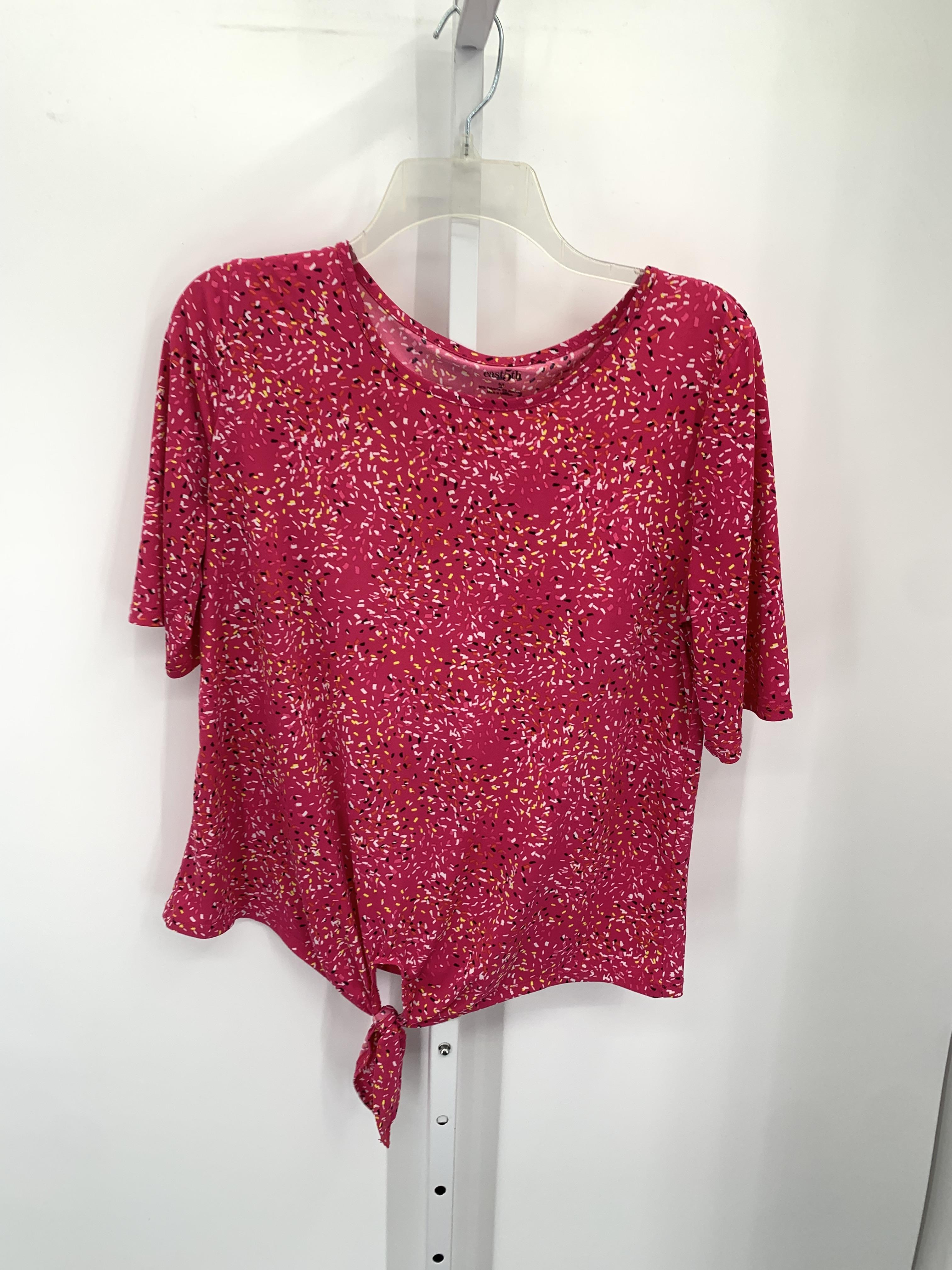 East 5th Size Medium Misses Short Sleeve Shirt