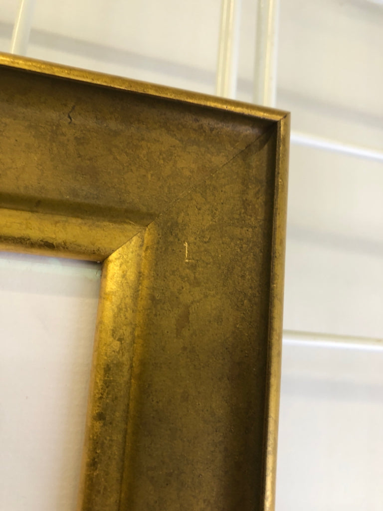 STARS/BALLS IN BOWL IN GOLD FRAME WALL ART.