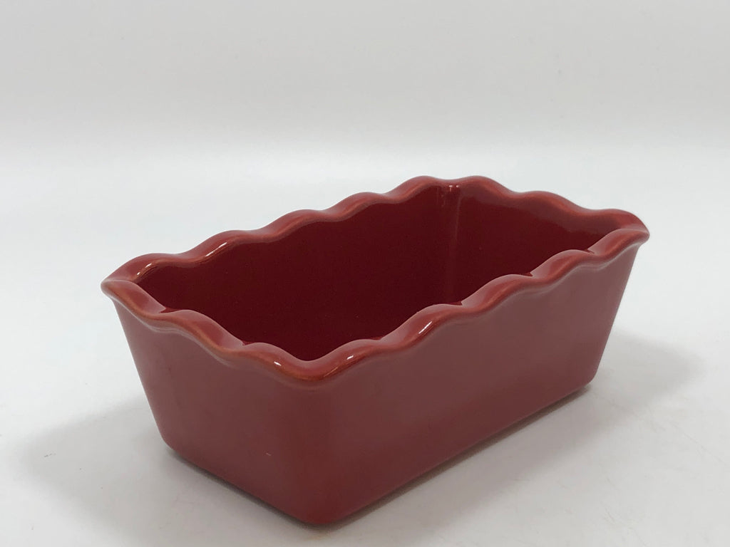 2 RED CERAMIC RUFFLED EDGE MINI LOAF PANS.