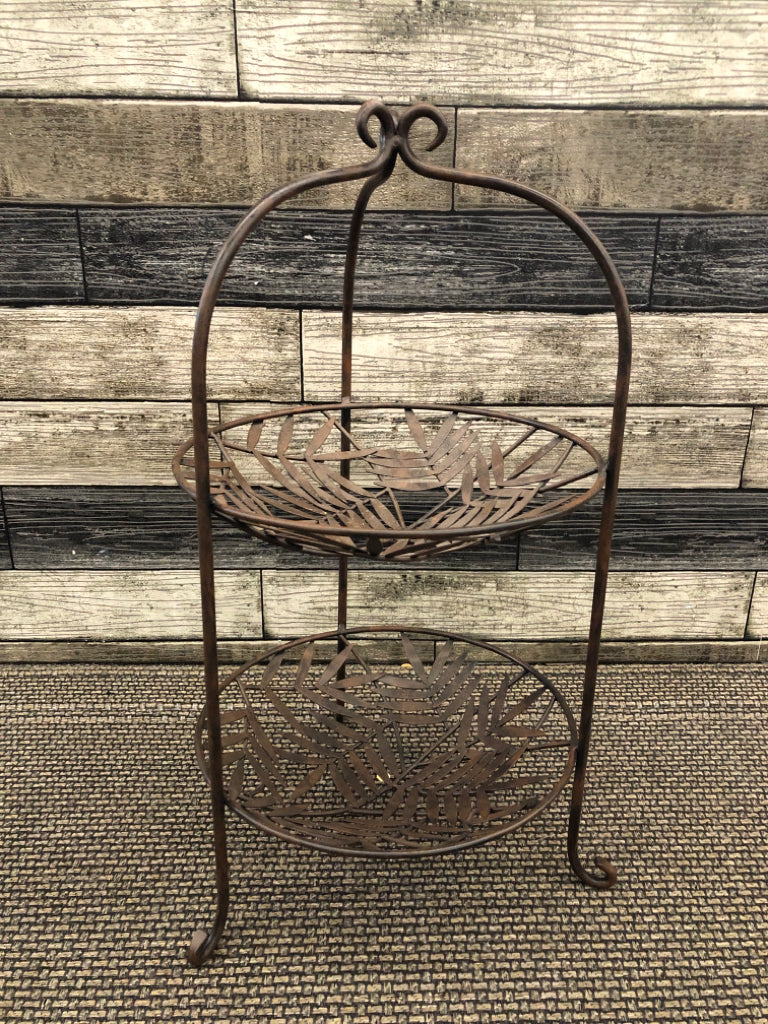 2 TIER METAL FRUIT BASKET W LEAF DESIGN.