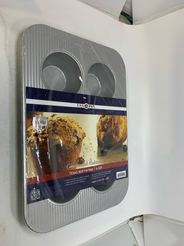 NIP USA PAN TEXAS MUFFIN PAN.