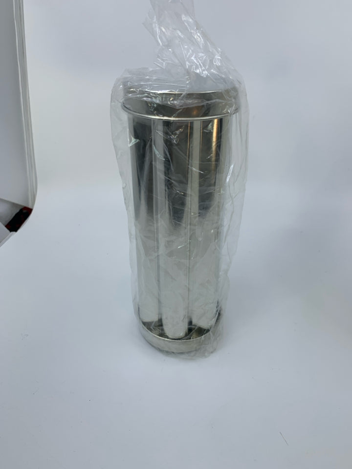 NIB BREAD TUBE FLOWER SHAPED.