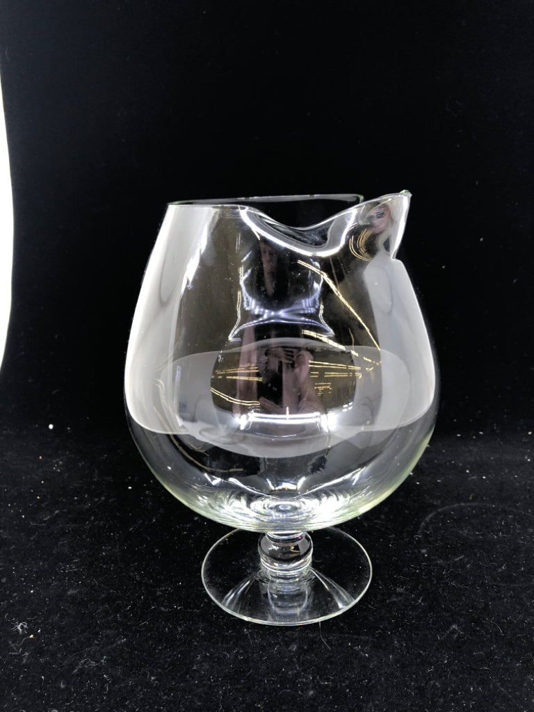 GLASS FOOTED COCKTAIL/ BRANDY PITCHER W LIP.