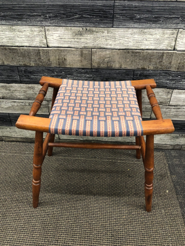 PRIMITIVE STOOL W/WOVEN SEAT.