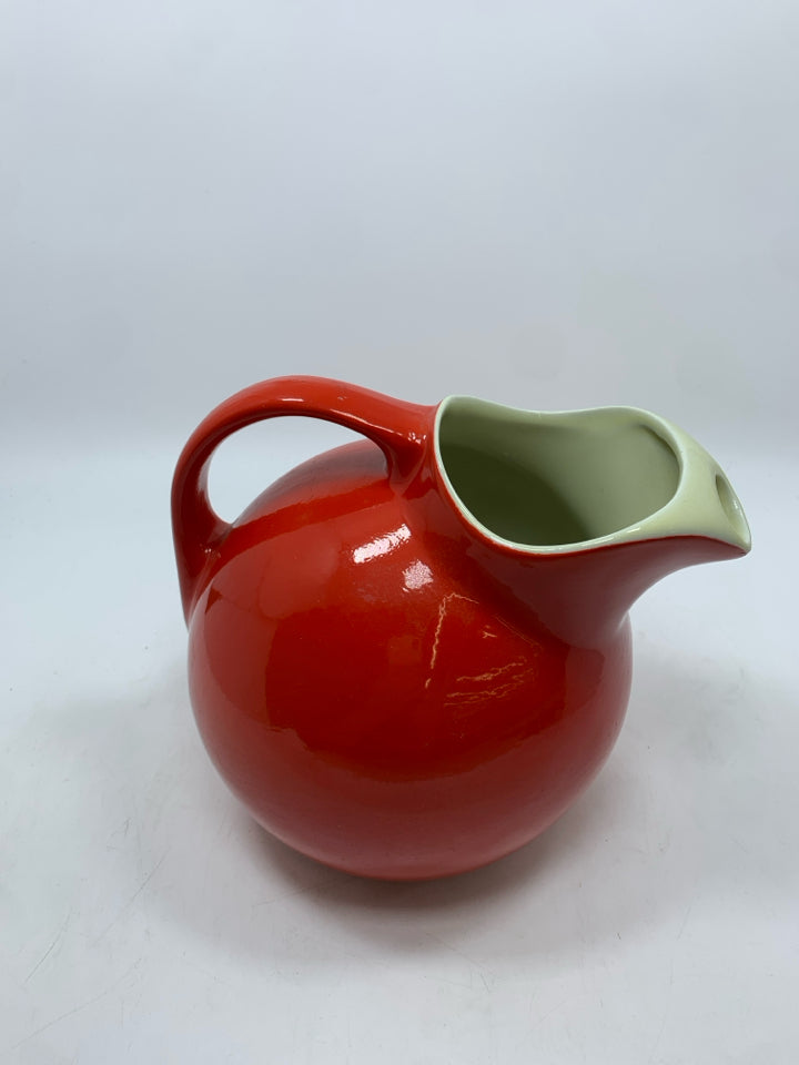VTG RED CERAMIC PITCHER WITH ICE LIP.
