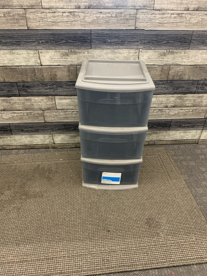 GRAY PLASTIC 3 DRAWER ORGANIZER.