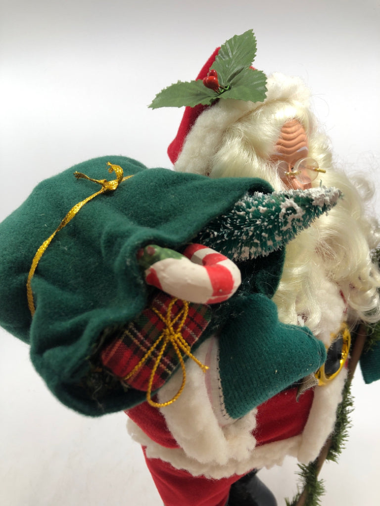 MRS CLAUS W/CHRISTMAS BAG DECOR.
