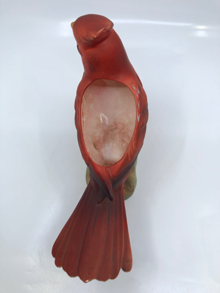 VTG CERAMIC CARDINAL SHAPED VASE/PLANTER.