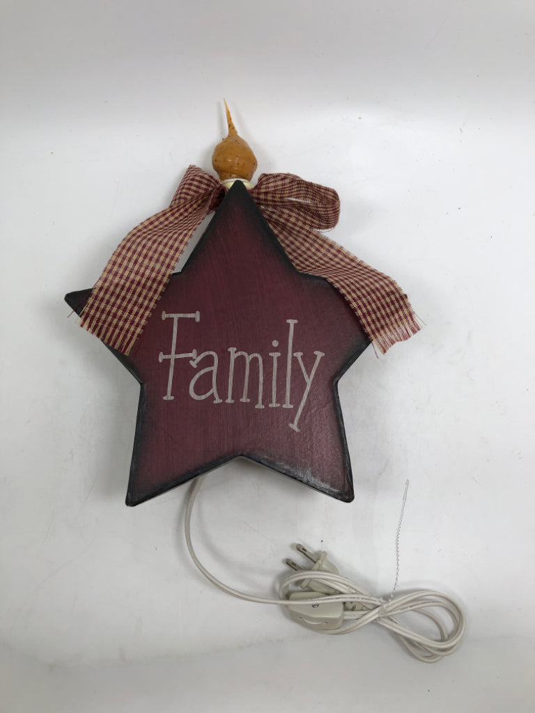 "FAMILY" PRIMITIVE STAR LIGHT.