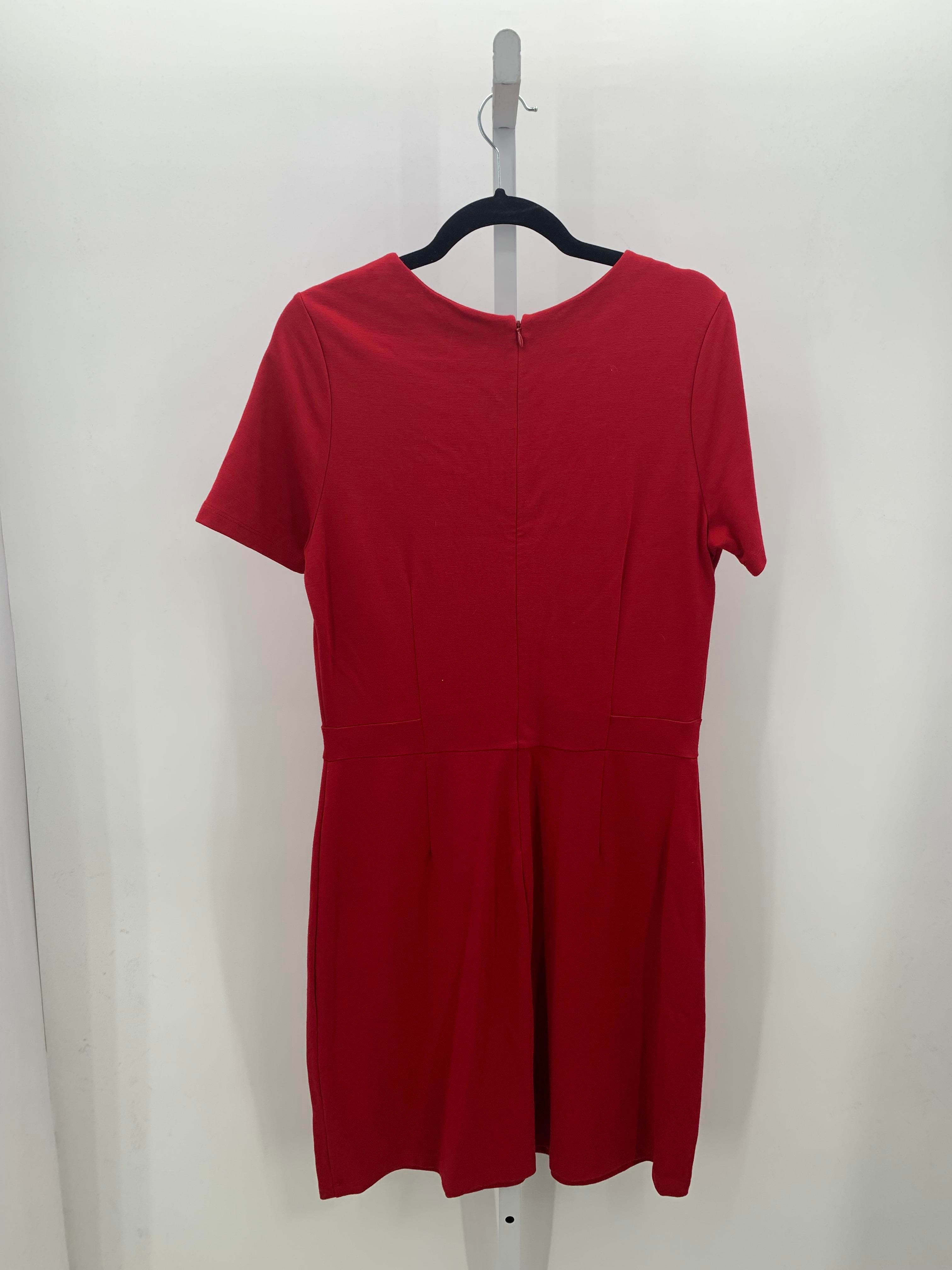 Size Large Misses Short Sleeve Dress