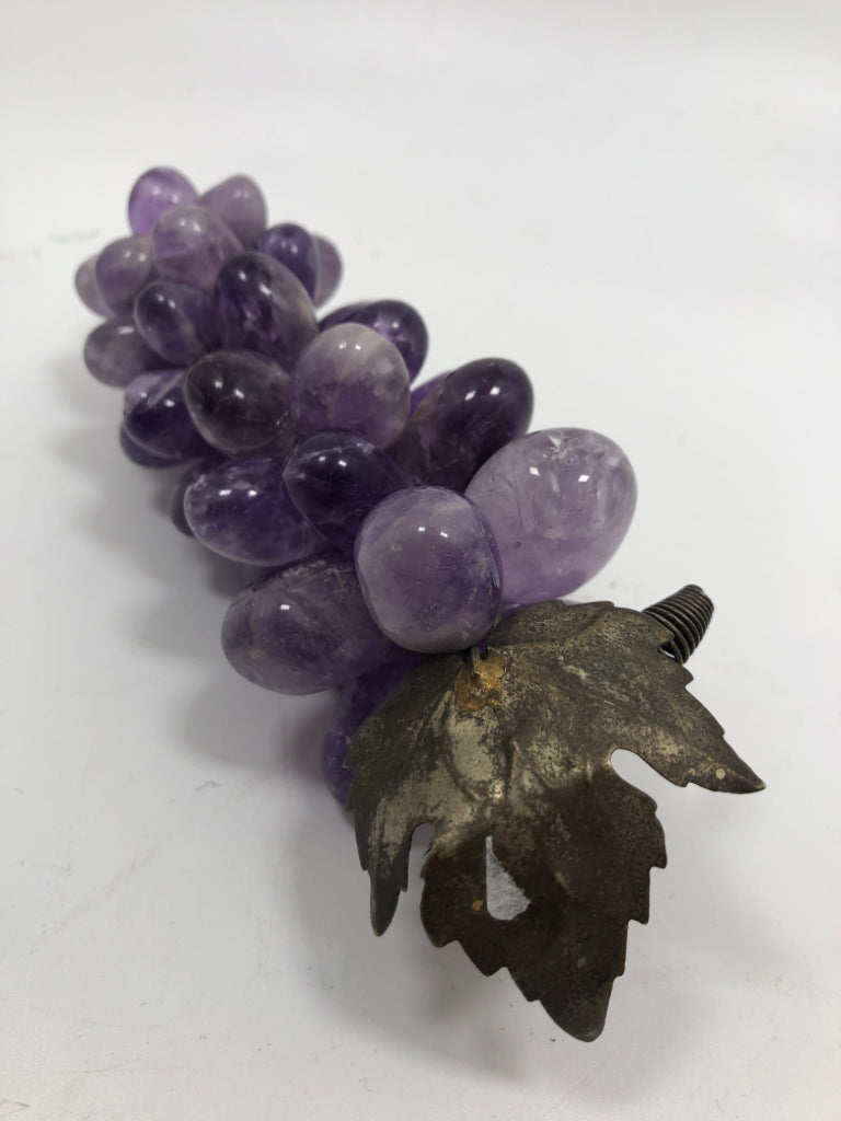 AMETHYST GRAPE DECOR W/METAL STEM.