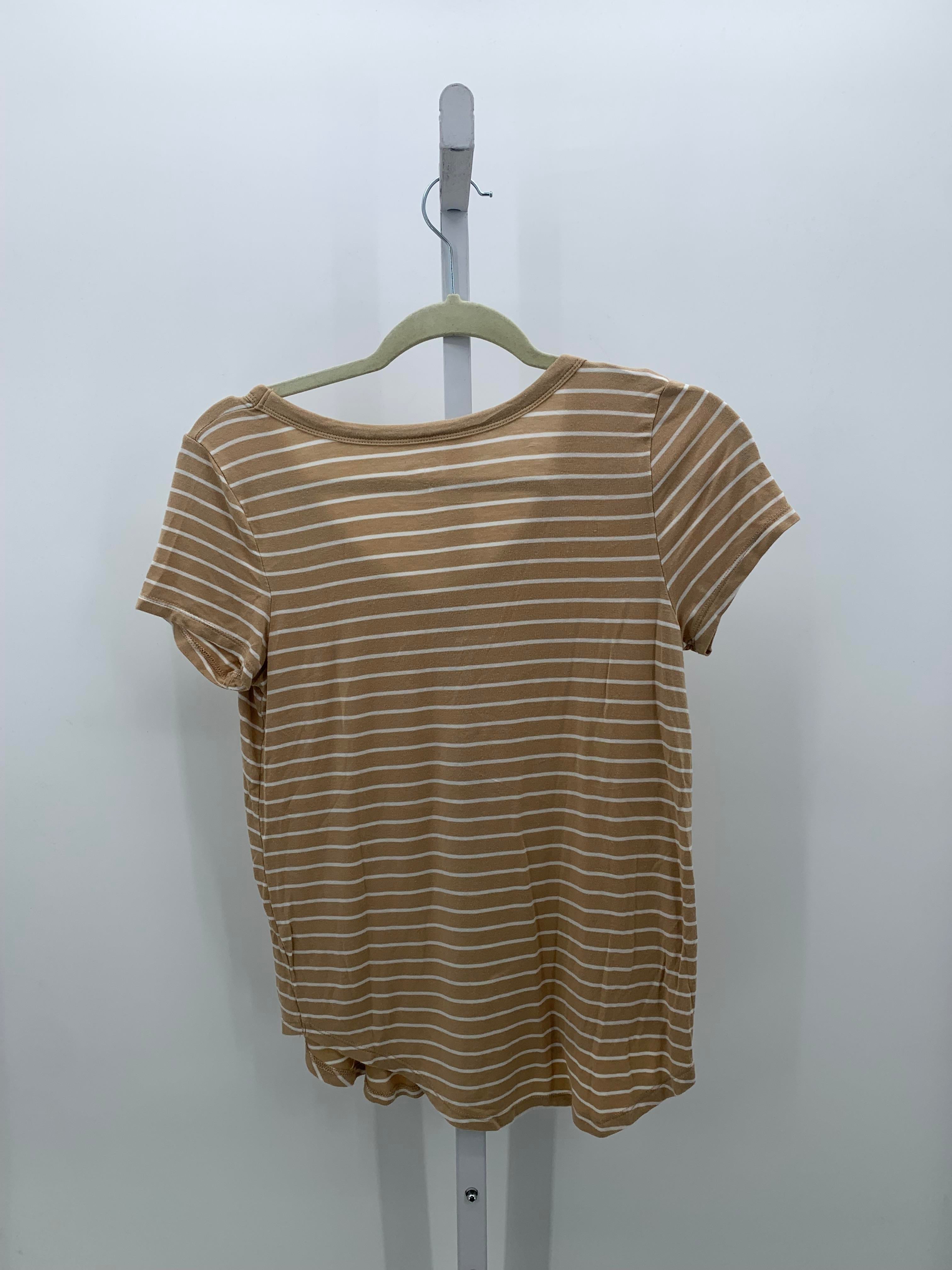SO Size Small Juniors Short Sleeve Shirt
