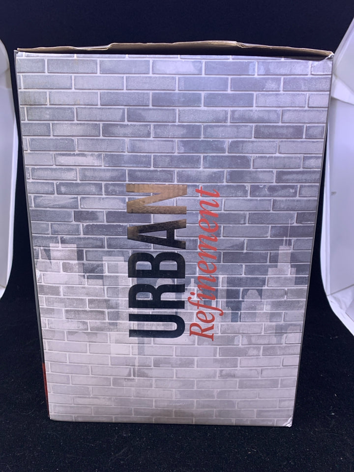 3 BOTTLE LIQUOR DISPENSER.