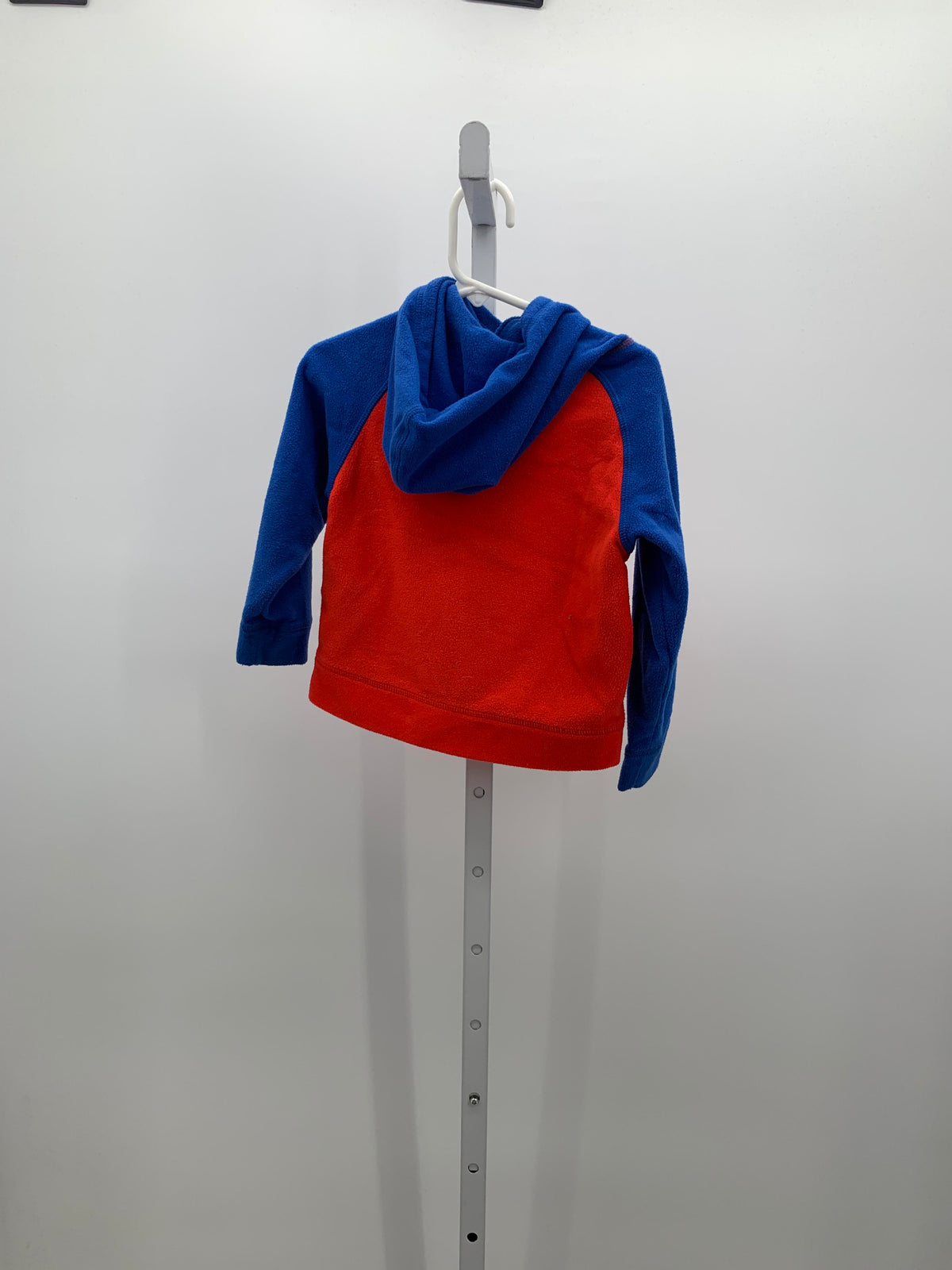 RED HOODED ZIP