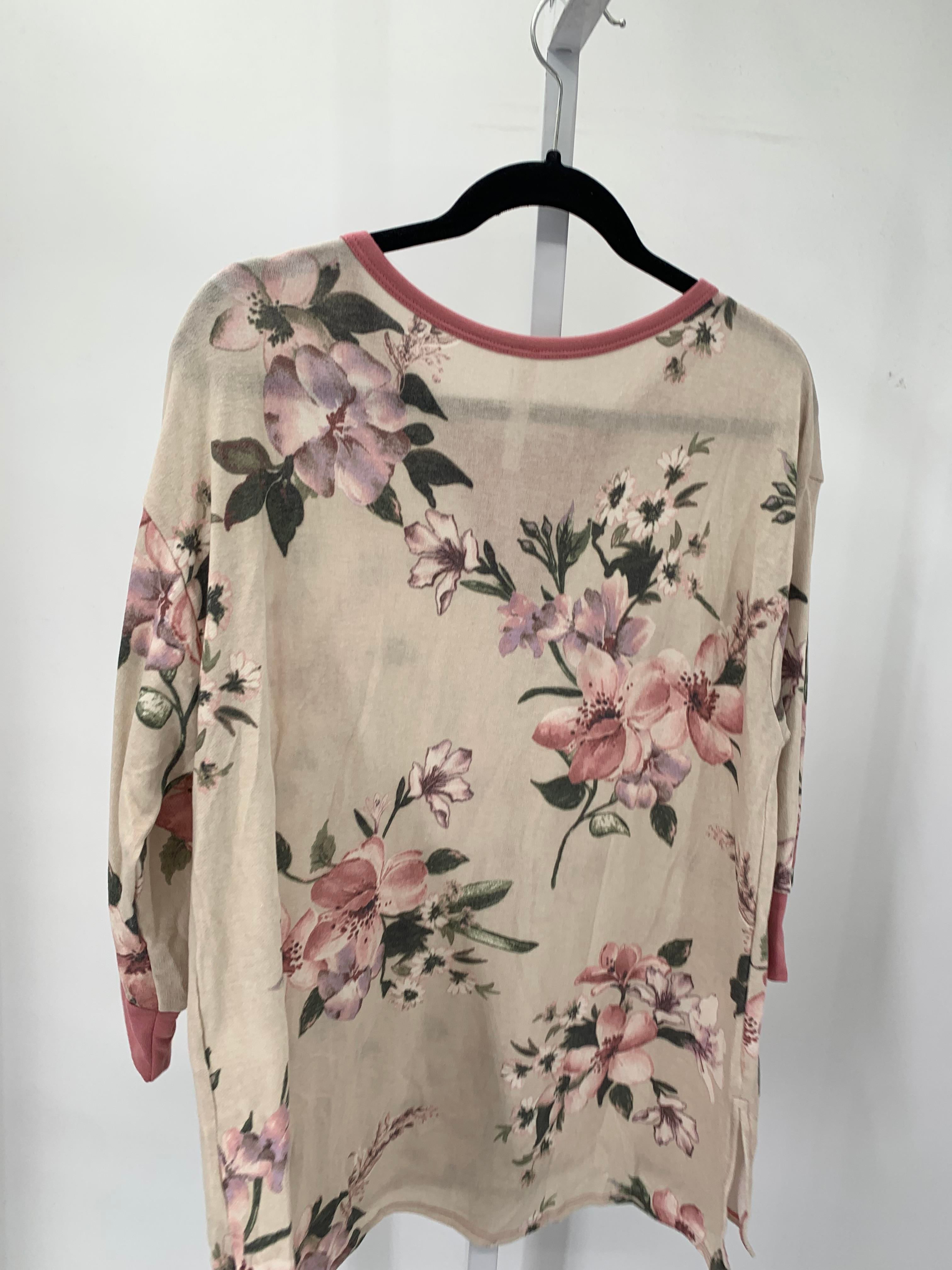 Size Large Misses 3/4 Sleeve Shirt