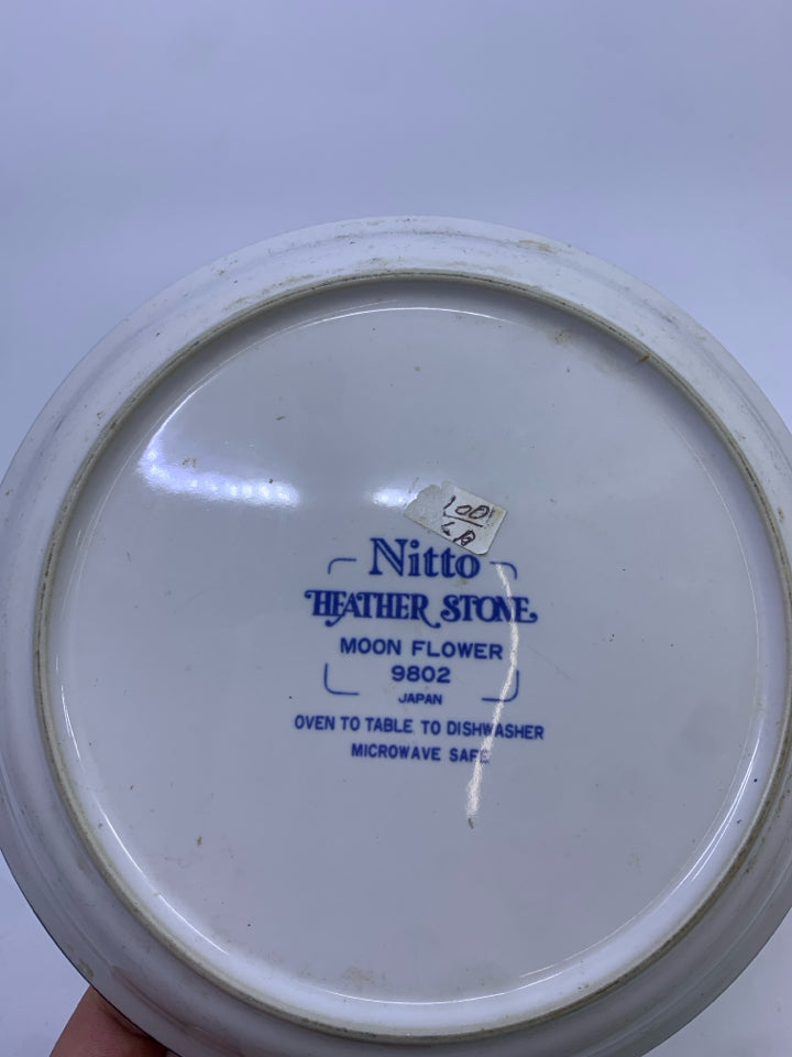 BLACK AND BLUE FLORAL PLATE.