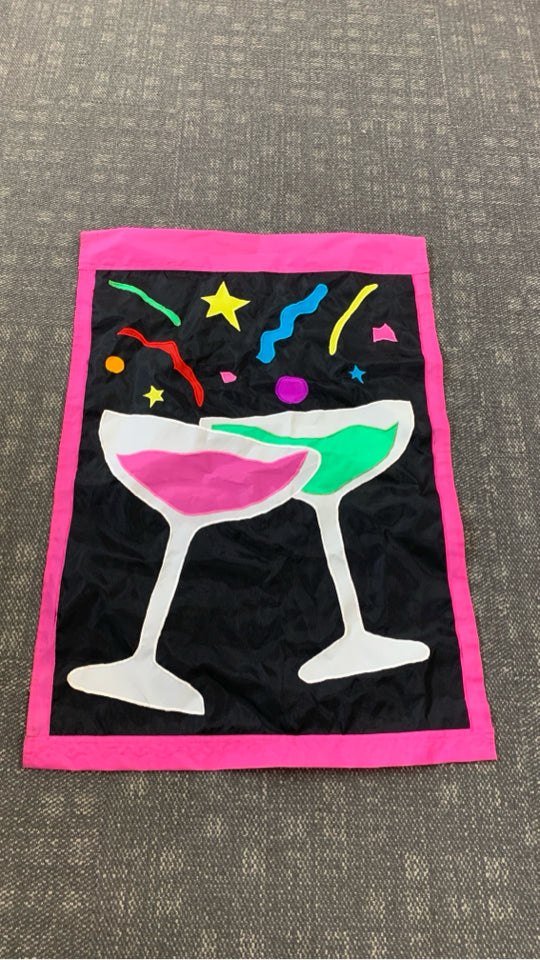 MARTINI GLASS YARD FLAG.