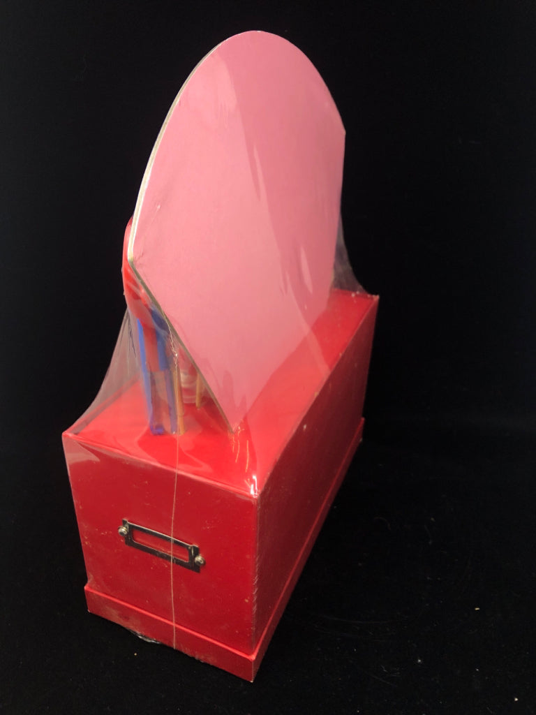 NIP SCRAPBOOKING SPORT SET.