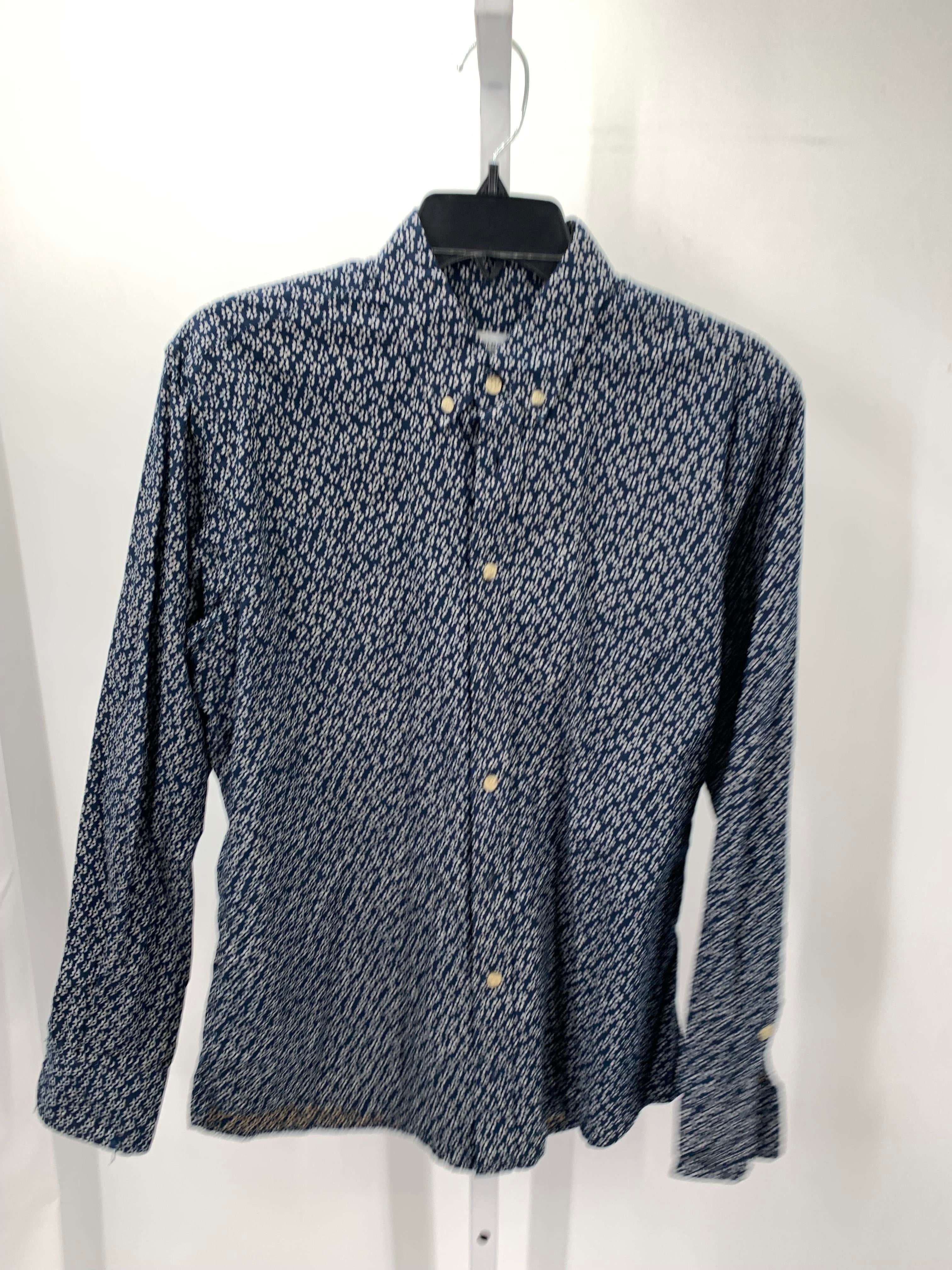 WHITE PATTERN BTN DOWN.