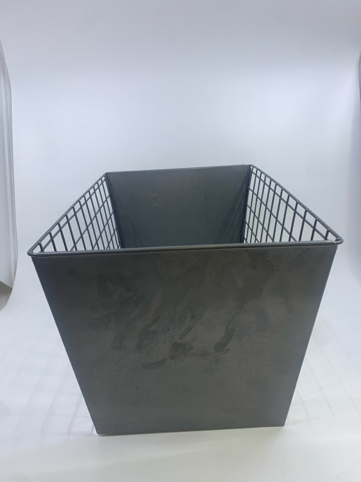GREY METAL BASKET.