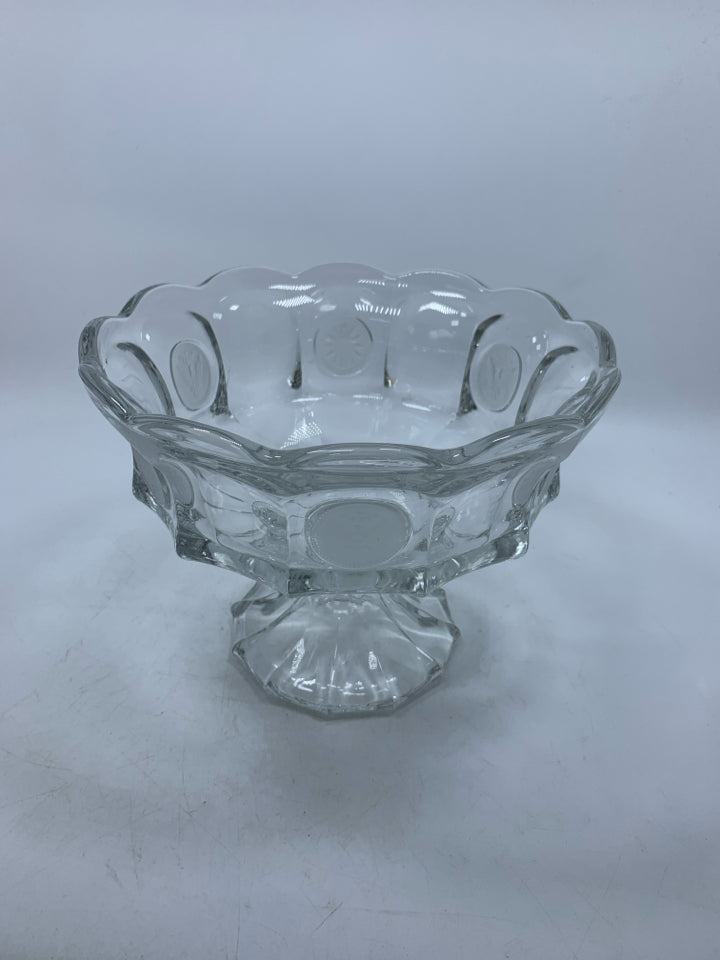HEAVY FOOTED CLEAR GLASS CENTERPIECE W/ FROSTED MEDALLIONS SCALLOP EGE.