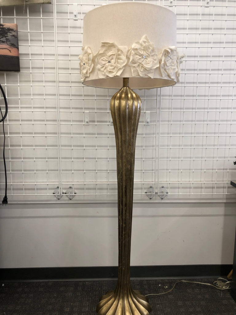 GOLD BASE FLOOR LAMP W WHITE RUFFLED SHADE.