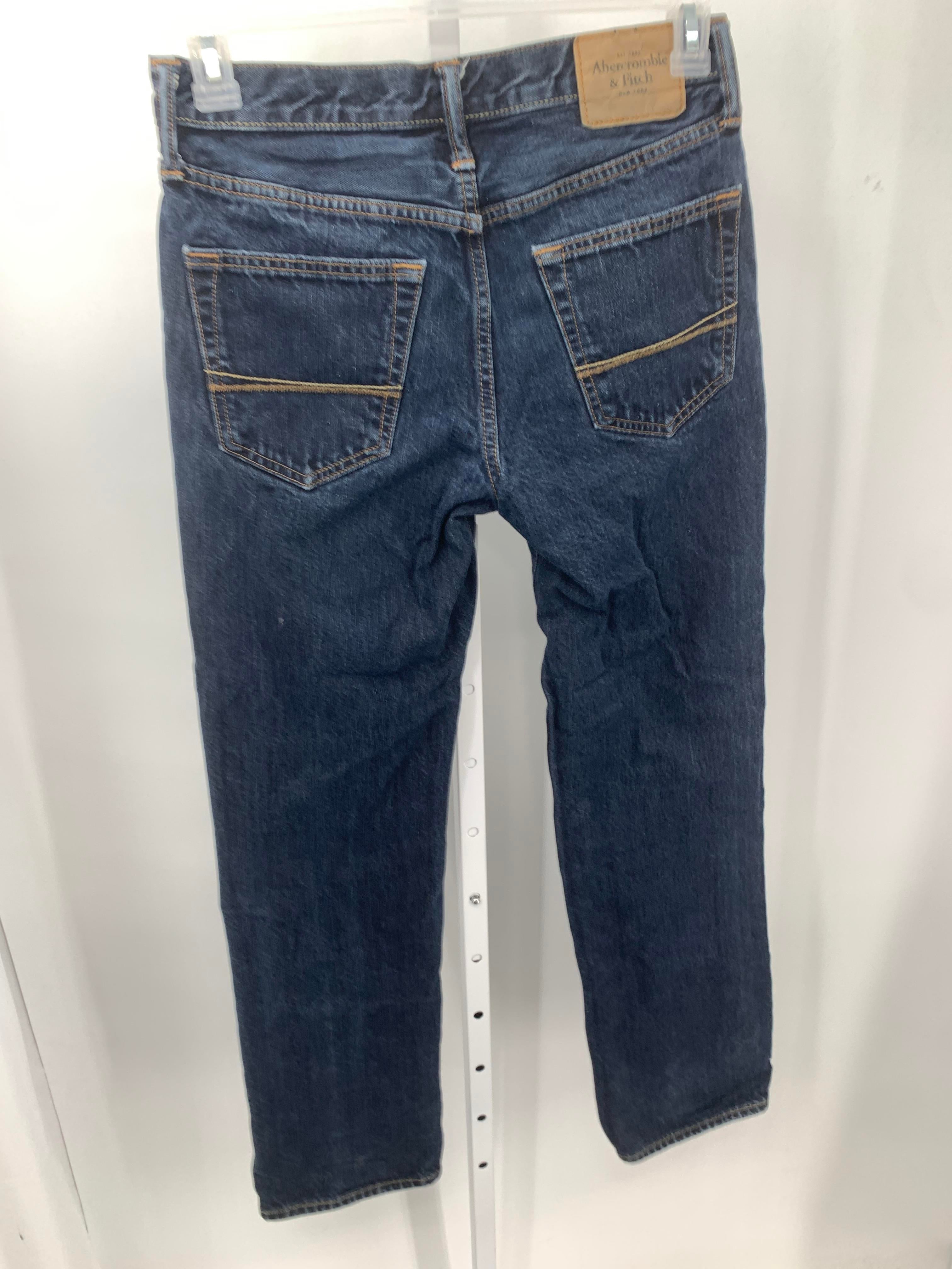 STRAIGHT LEG JEANS