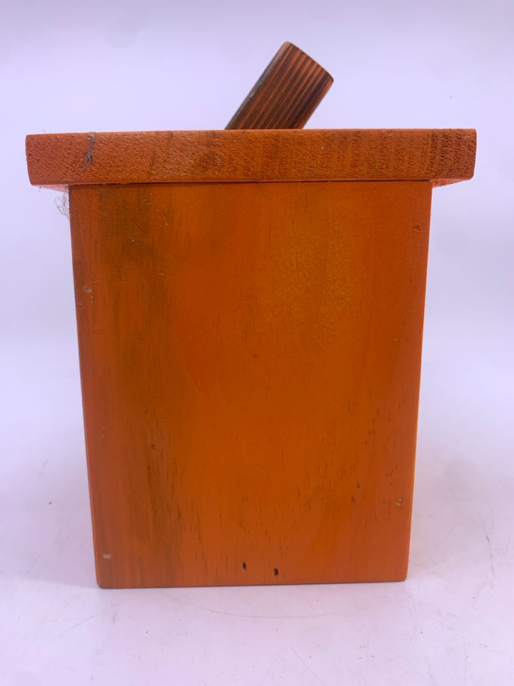 WOOD ORANGE SQUARE JACK O LANTERN TEA LIGHT HOLDER.