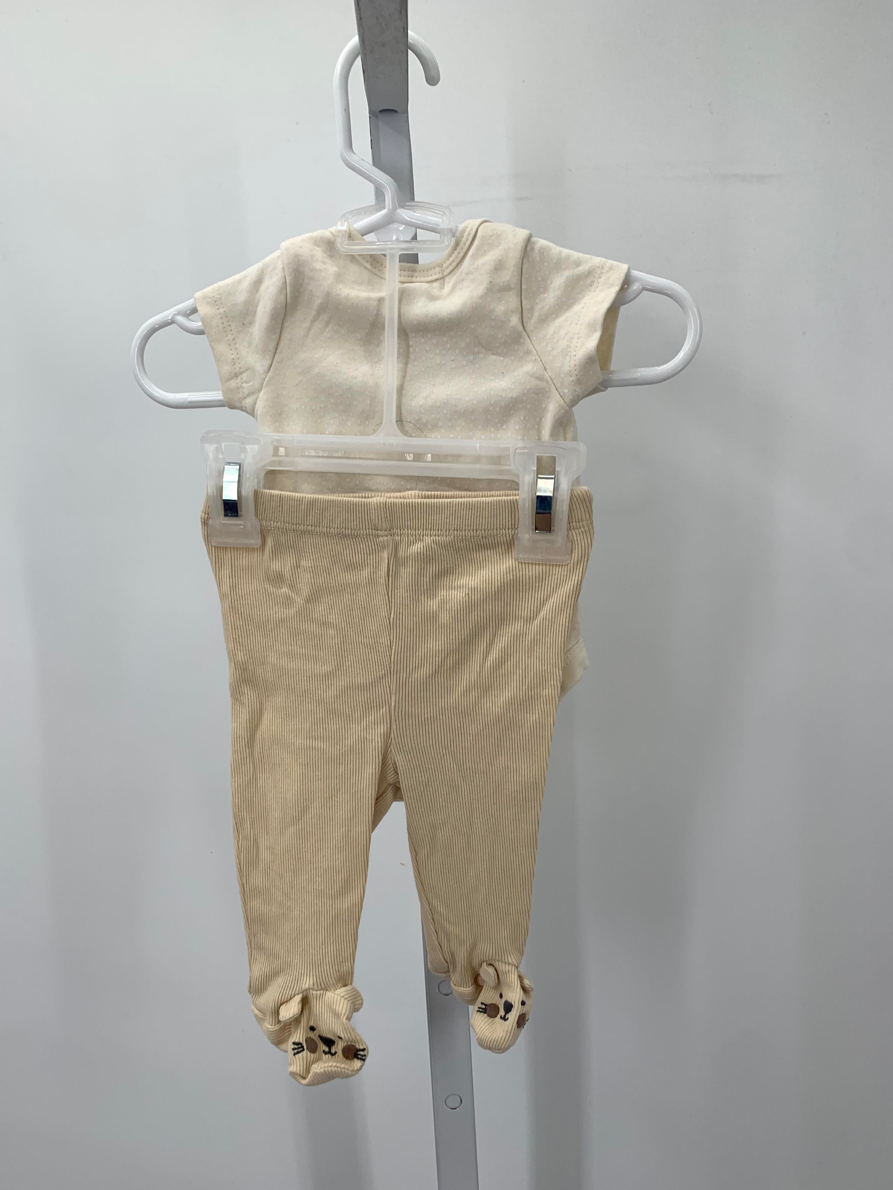 LION SHIRT PANTS AND HAT