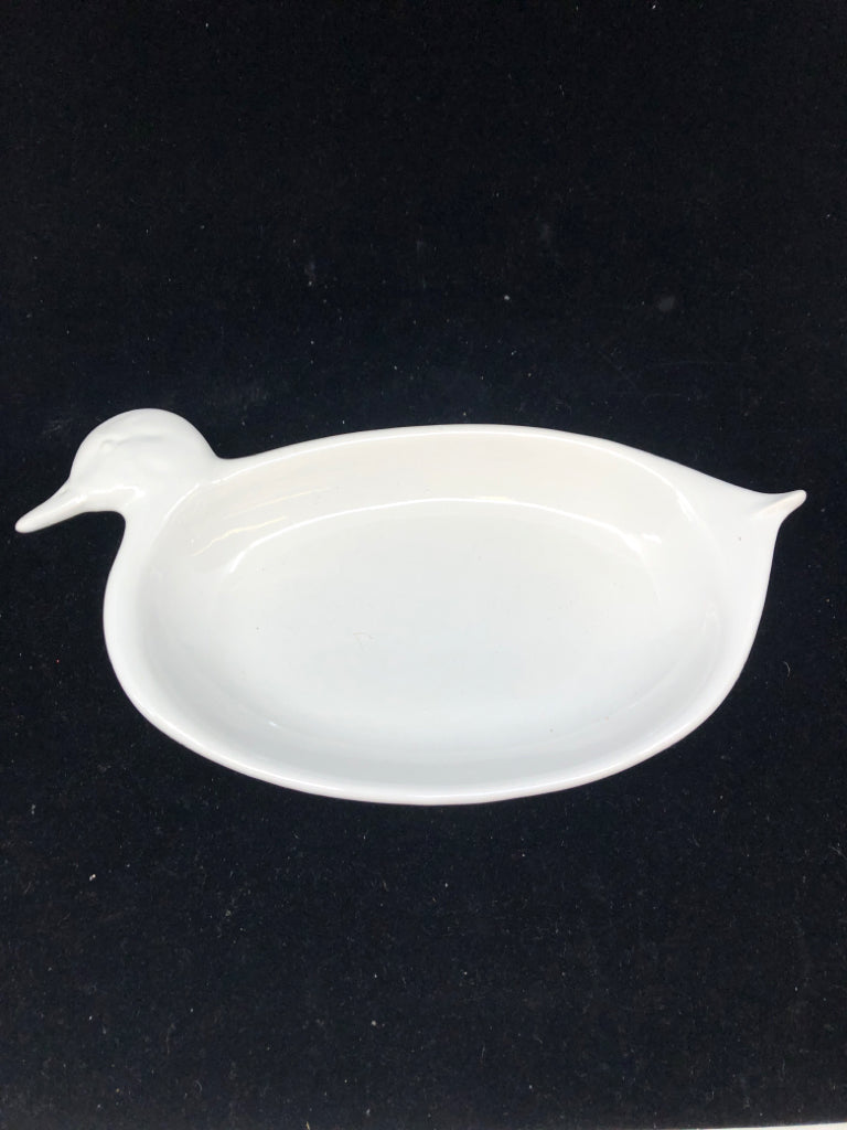 2 WHITE SERVING DISHES - CHICKEN AND DUCK.