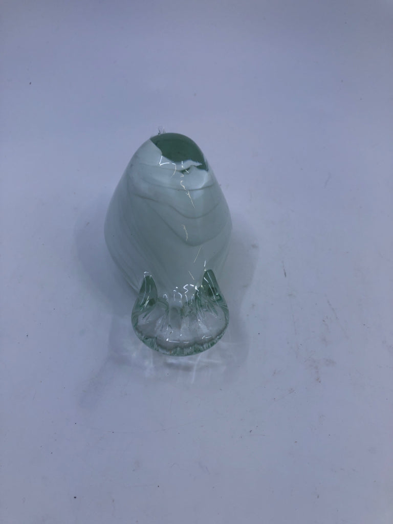 WHITE HEAVY PAPERWEIGHT BIRD.