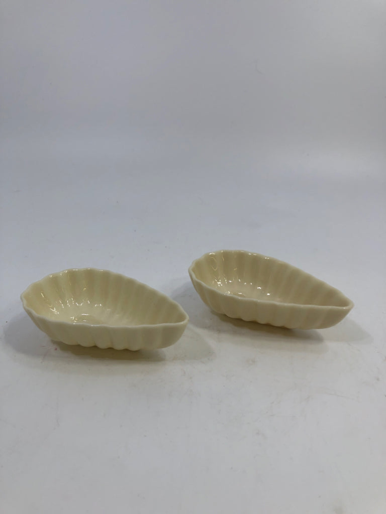 2PC VTG BELLEEK TEAR-SHAPED OPEN SALT DISH.