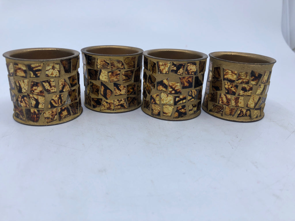 4 GOLD MOSAIC NAPKIN RINGS.