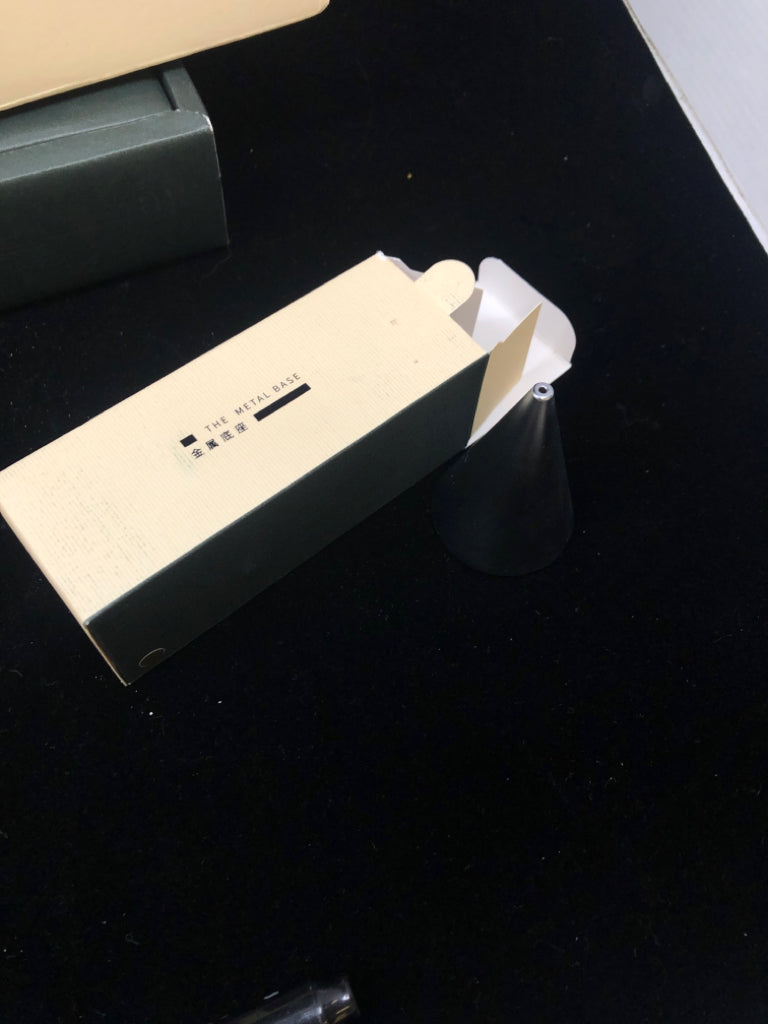 NIB BALANCE DRAGONFLY SCENT DIFFUSER.