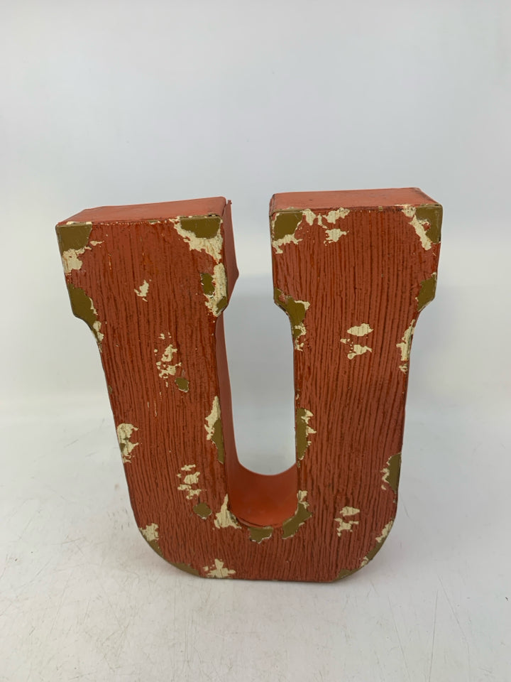 METAL ORANGE DISTRESSED MONOGRAM U.