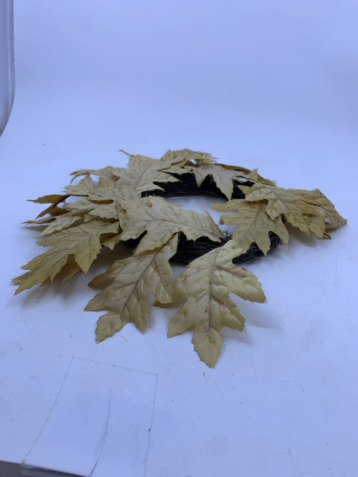 2 TAN LEAVES SMALL WREATHS.