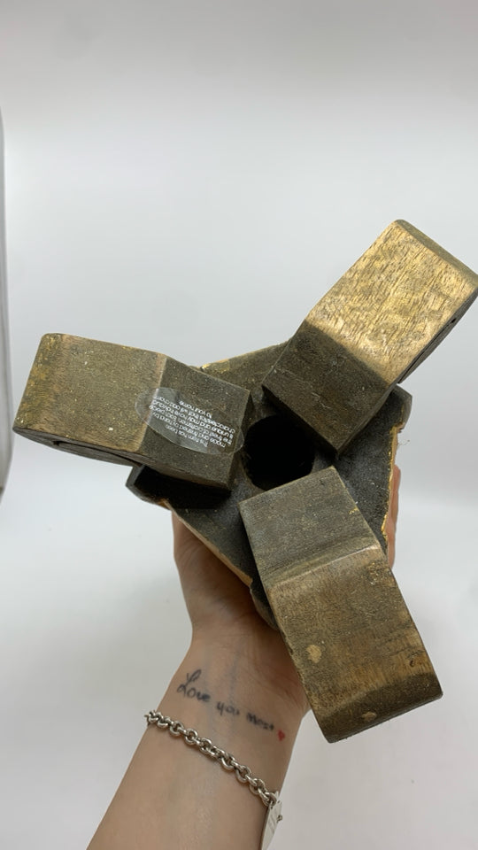 GOLD PAINTED WOOD PILLAR CANDLE HOLDER.