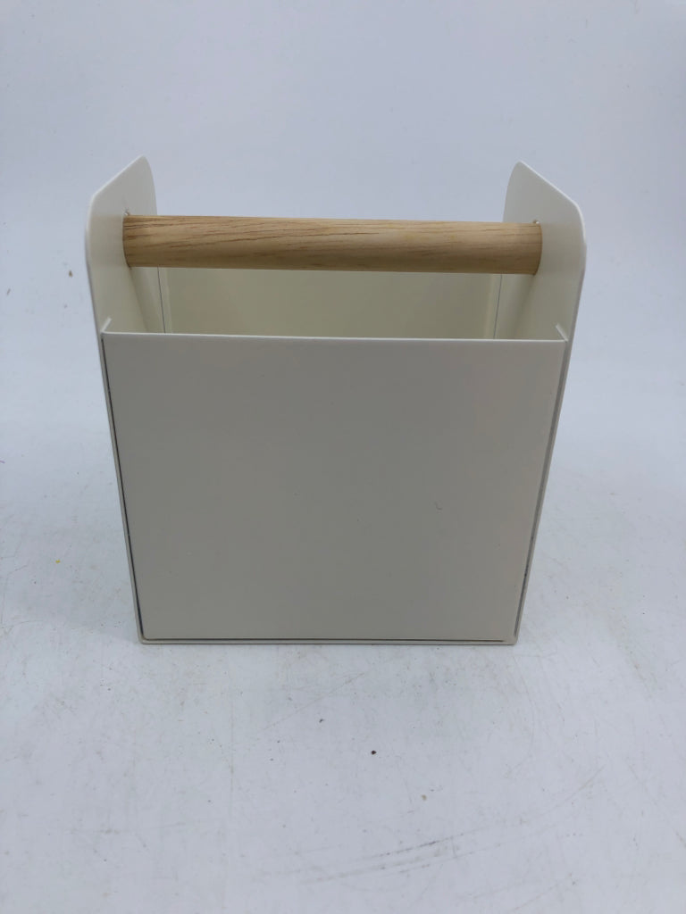 SMALL CREAM CONTAINER W WOOD HANDLE.