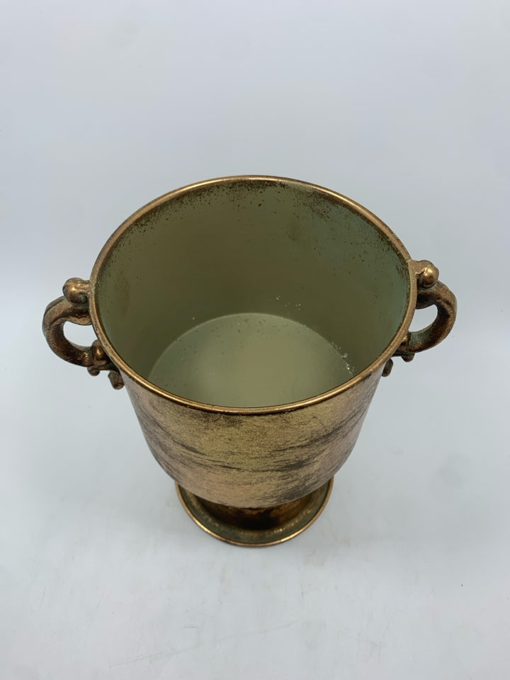 COPPER PAINTED URN PLANTER W/PEDESTAL BASE.