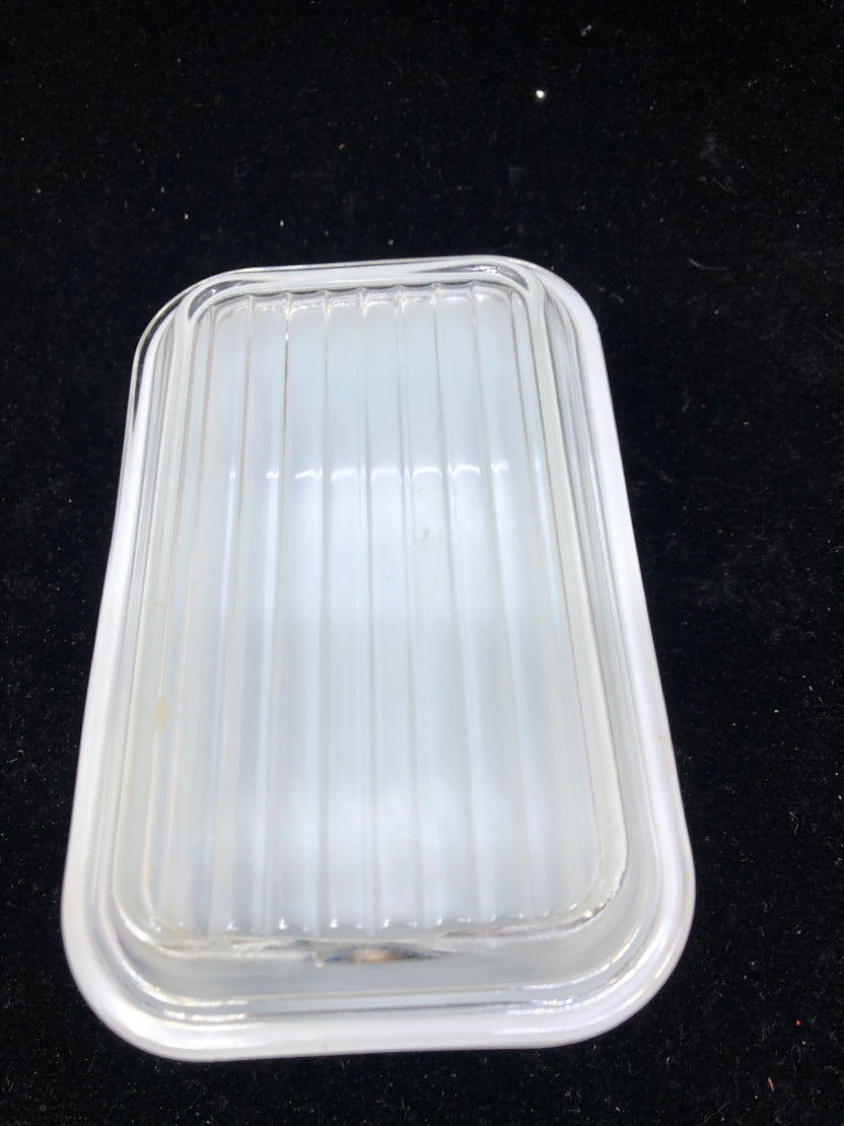 VTG PRYEX RECTANGLE AMISH BUTTERPRINT FRIDGE DISH W LID.