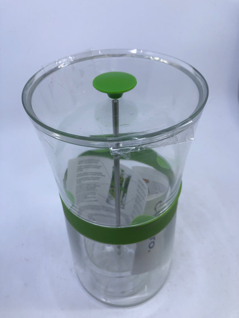 NIP HERB KEEPER CUISIPRO.