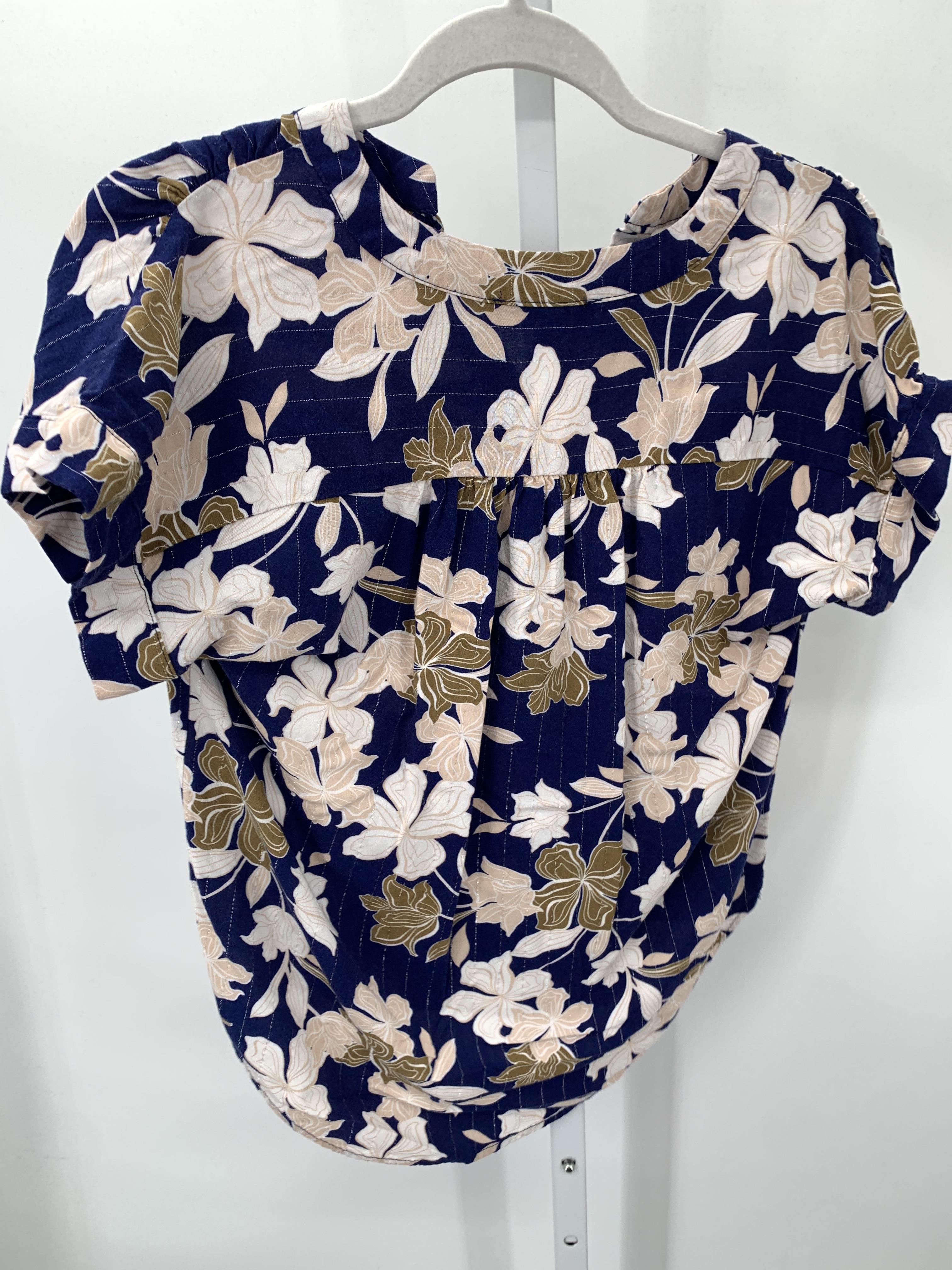 Size Small Misses Short Sleeve Shirt