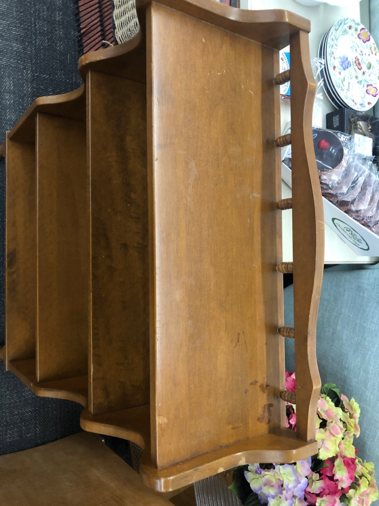 VTG WALNUT WOOD FLOOR SHELF WITH 4 SHELVES.