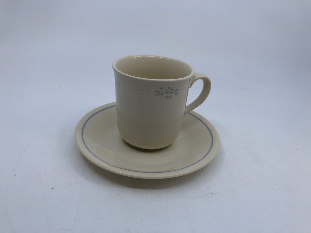 8PC CREAM W BLUE FLORAL CORNING WARE TEACUP AND SAUCER SET - 4 CUPS 4 SAUCER.