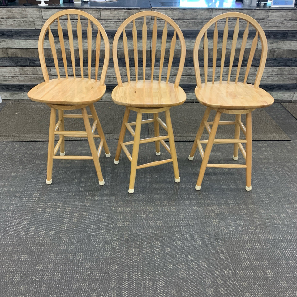 3 WOODEN SWIVEL BAR STOOLS.