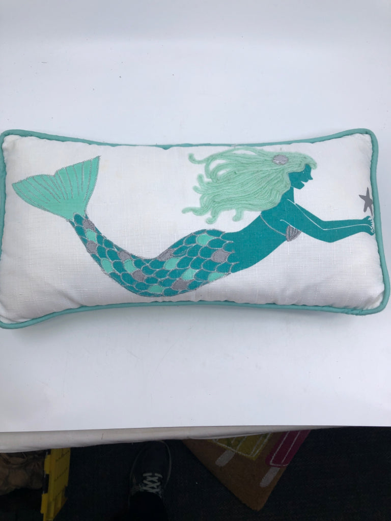 SMALL MERMAID PILLOW