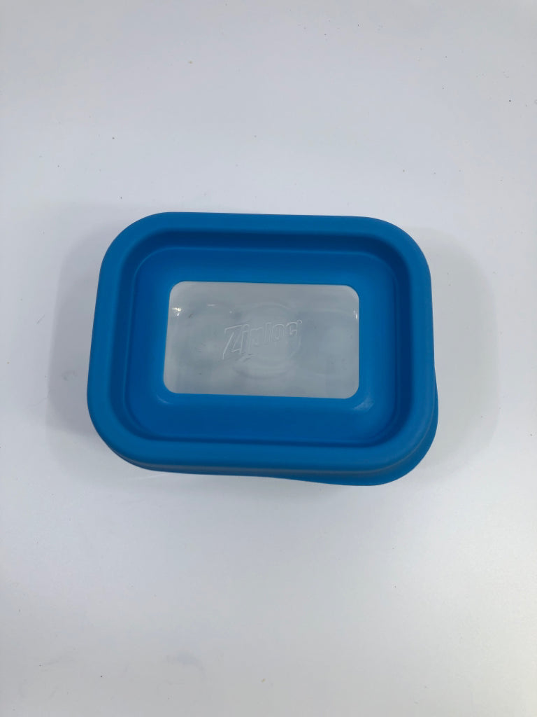 GLASS ZIPLOC CONTAINER W/BLUE LID.